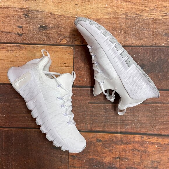 Nike Women's Free Metcon 6 "White" Training Shoes - Picture 2 of 6